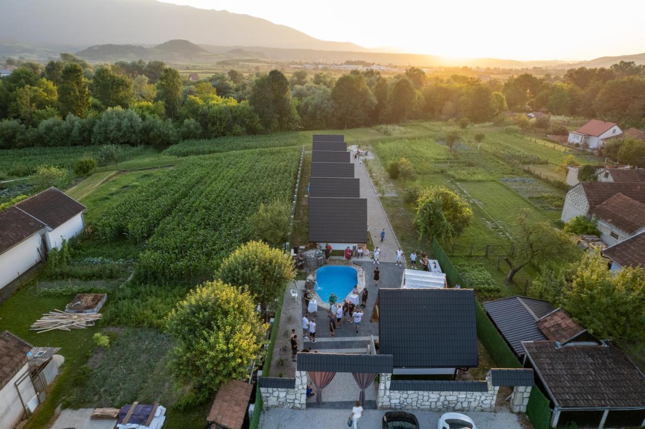 Resort La Familia Bihać Eksteriør bilde